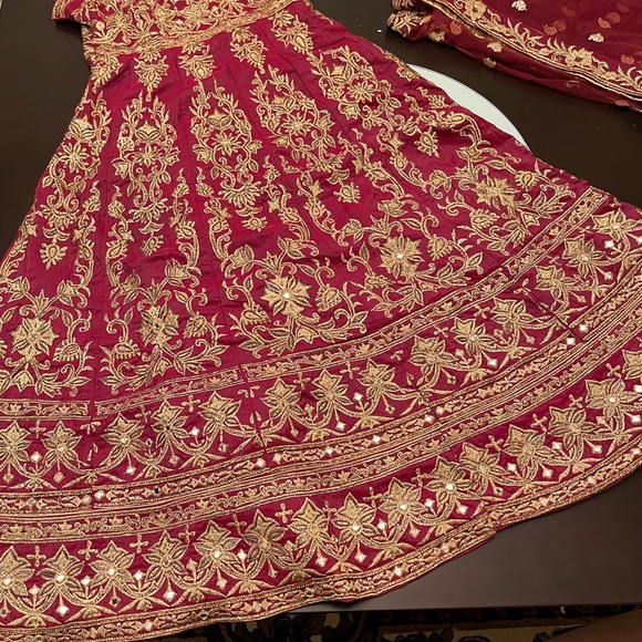 Very heavy party wear fraaksuit for sale - Picture 4 of 7